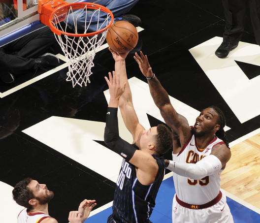 爱游戏体育-国王杯赛程吃紧；新奥尔良鹈鹕冲刺阶段内部沟通；球迷炸锅；临场指挥获称赞(新奥尔良鹈鹕主场)