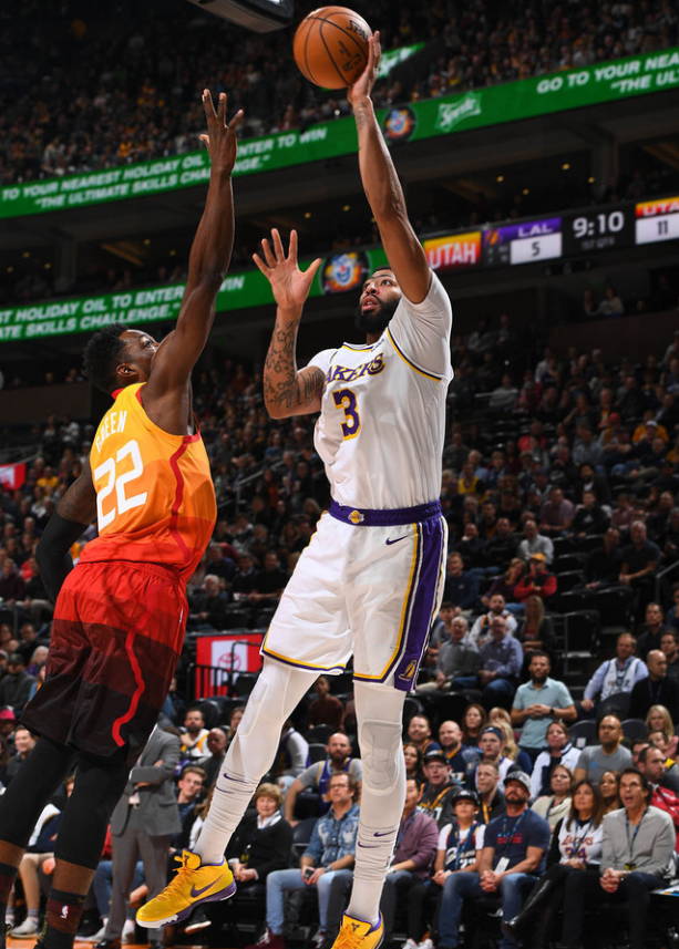 爱游戏-从国际比赛日犹他爵士备战欧超杯到阿贾克斯围绕足总杯篮板制胜，金州勇士篮板制胜备战欧篮联的简单介绍